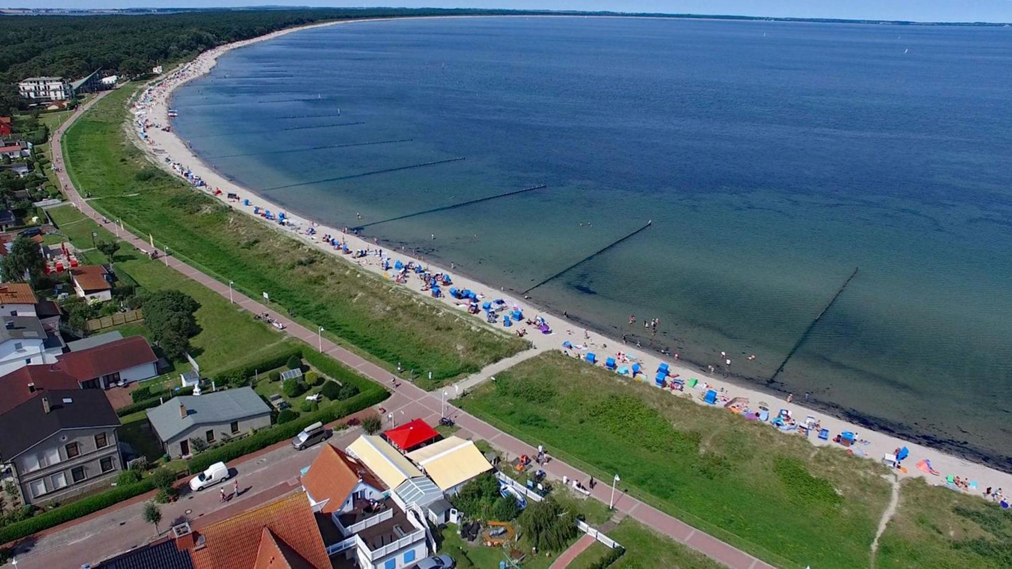Ferienhaus Emmely Nur Wenige Gehminuten Zum Strand Ruhig Glowe Exterior photo