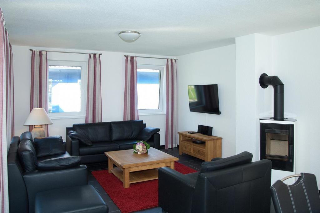 Ferienhaus Emmely Nur Wenige Gehminuten Zum Strand Ruhig Glowe Exterior photo