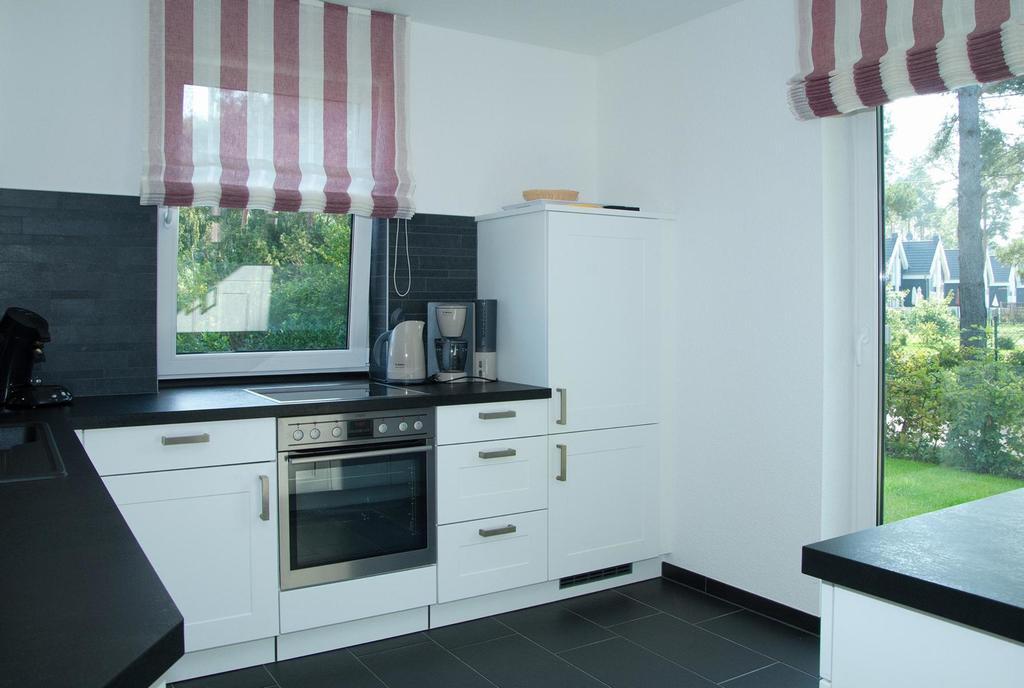 Ferienhaus Emmely Nur Wenige Gehminuten Zum Strand Ruhig Glowe Exterior photo