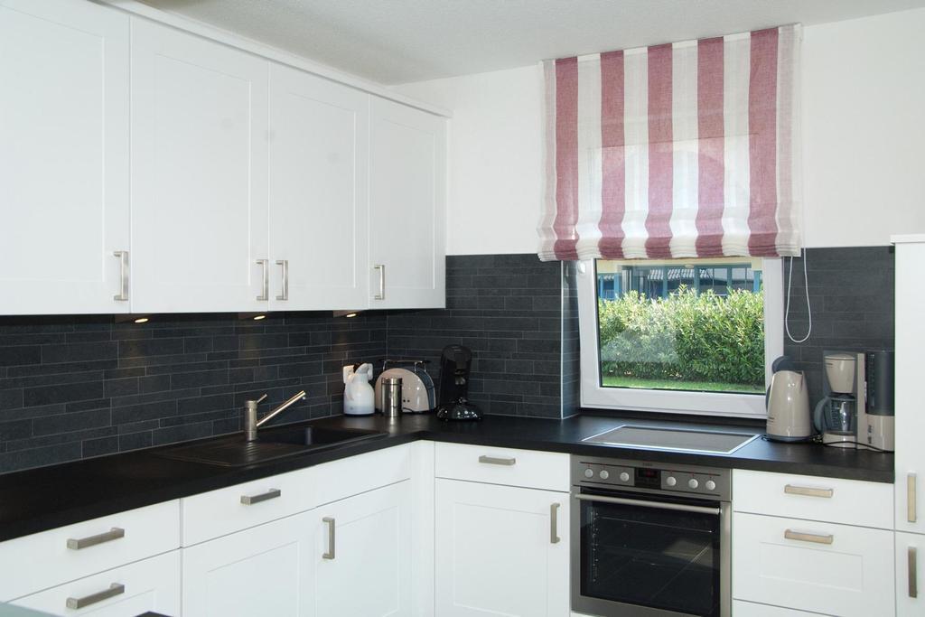 Ferienhaus Emmely Nur Wenige Gehminuten Zum Strand Ruhig Glowe Exterior photo