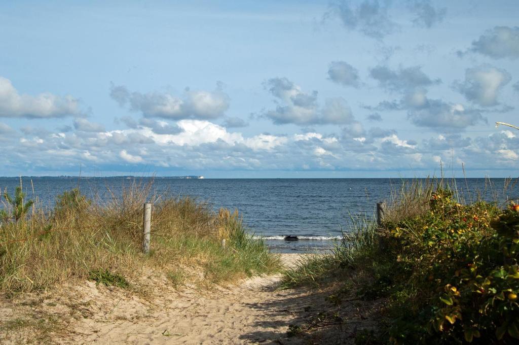 Ferienhaus Emmely Nur Wenige Gehminuten Zum Strand Ruhig Glowe Exterior photo